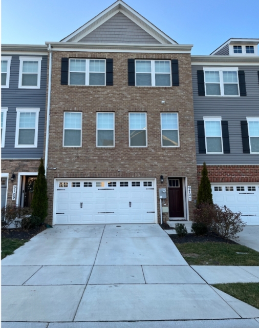 9707 Summerton Dr, Bowie, MD 20721