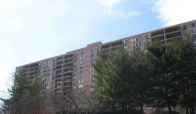 Great condo convenient to Fort Belvoir 