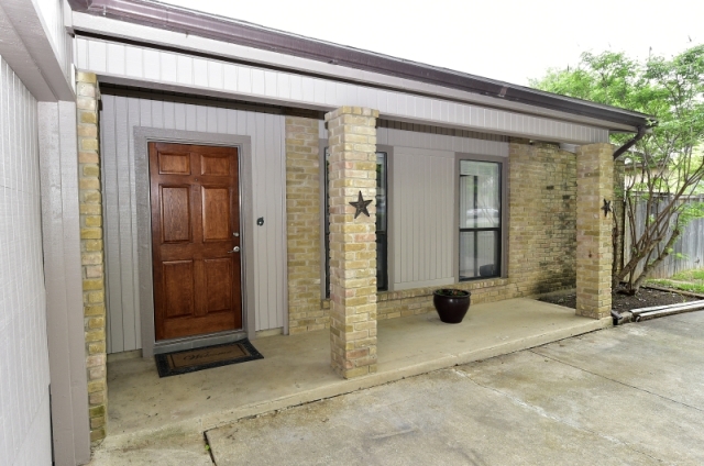 Beautifully Updated Home in Green Spring Valley (NEISD)