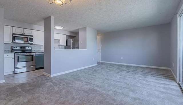 2 Bedroom Condo less than 2 mi from Ft Detrick