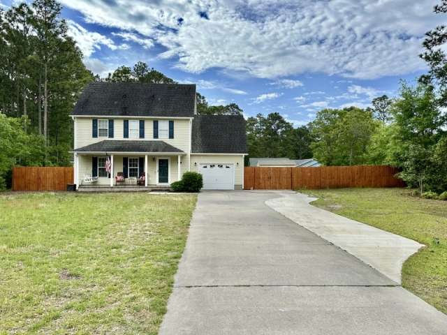 Single Family Home for Rent in Cape Carteret, NC